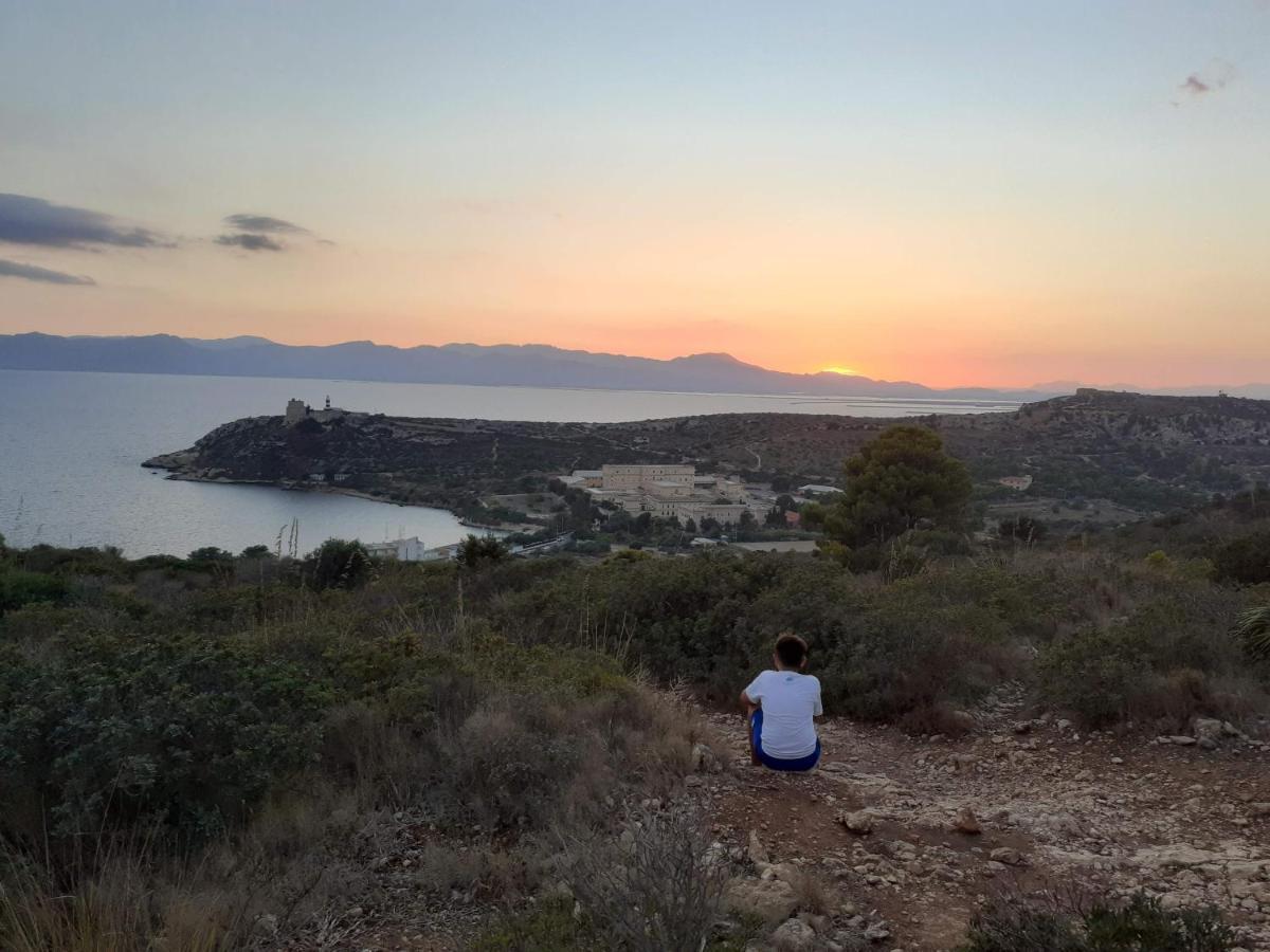 Casetta Alu' - Il Tuo Nido A Stampace Cagliari Exterior foto